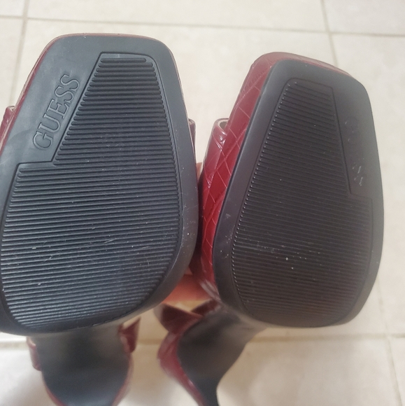 Guess - Maroon Platform Heels - Picture 6 of 9